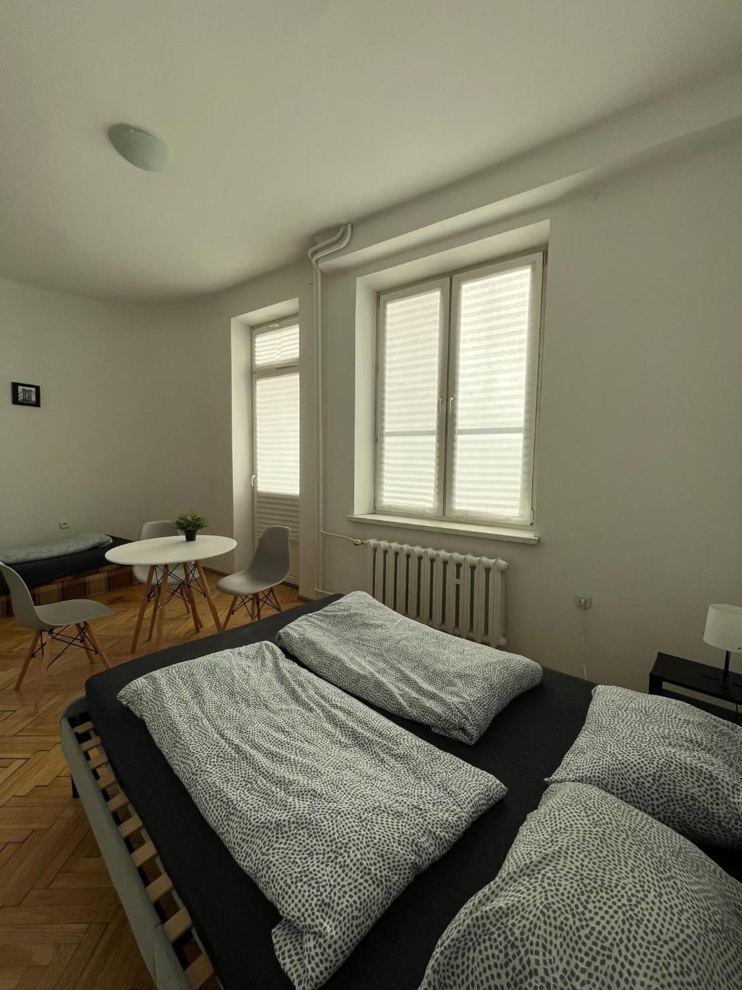 Room In Old Town 克拉科夫 外观 照片